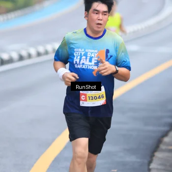 Runner Photo 7019959