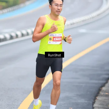 Runner Photo 7020010