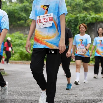 Runner Photo 7020015