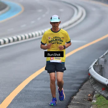 Runner Photo 7020022