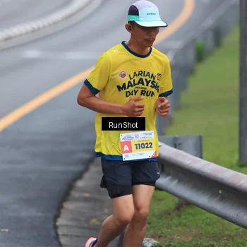 Runner Photo 7020048