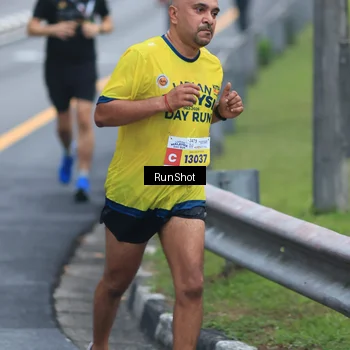 Runner Photo 7020115