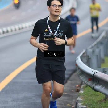 Runner Photo 7020126
