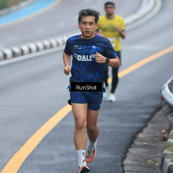Runner Photo 7020137