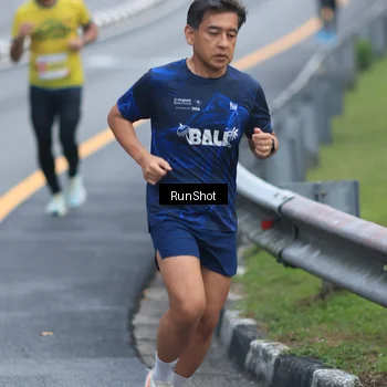 Runner Photo 7020143