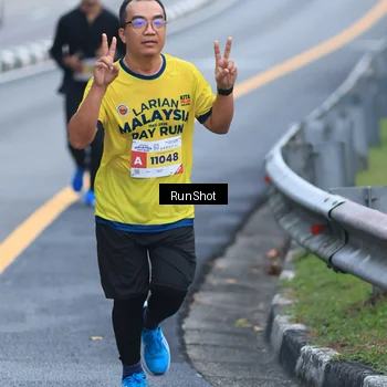 Runner Photo 7020189