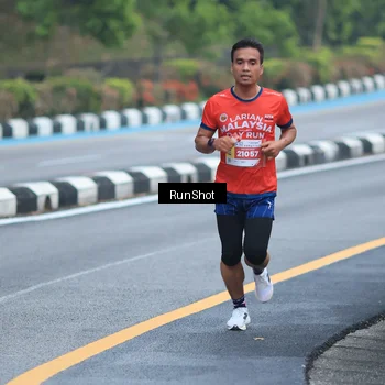 Runner Photo 7020276