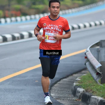 Runner Photo 7020278