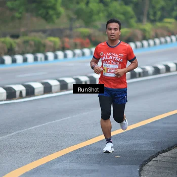 Runner Photo 7020283