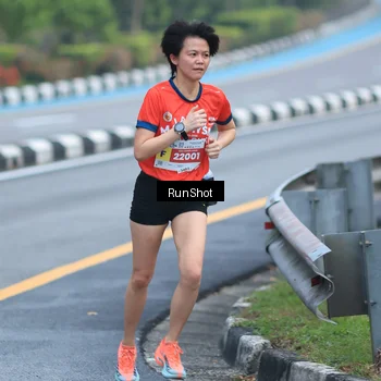 Runner Photo 7020301