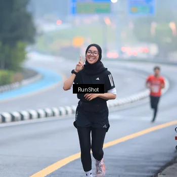 Runner Photo 7020323