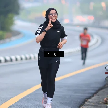 Runner Photo 7020333