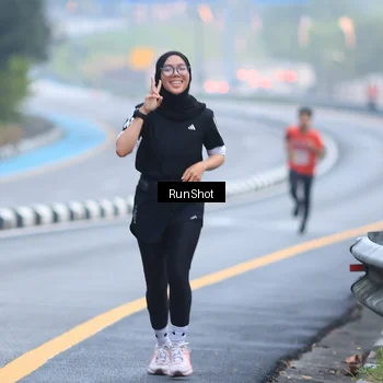 Runner Photo 7020337