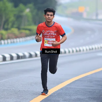 Runner Photo 7020374