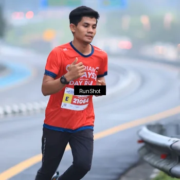 Runner Photo 7020399