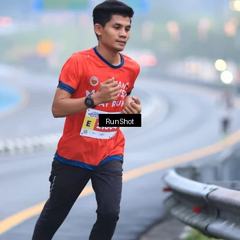 Runner Photo 7020401