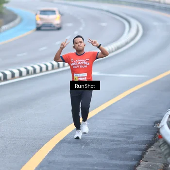 Runner Photo 7020478