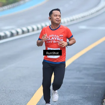 Runner Photo 7020492