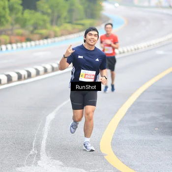 Runner Photo 7020552