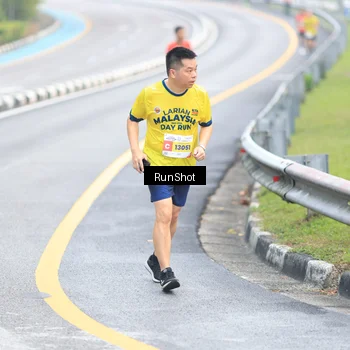 Runner Photo 7020594