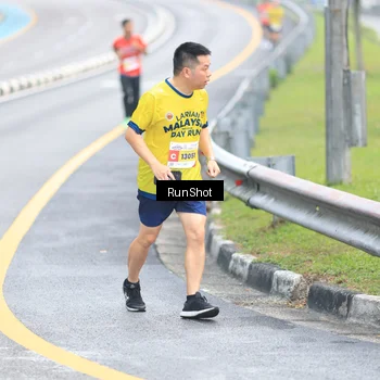 Runner Photo 7020595