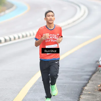 Runner Photo 7020613