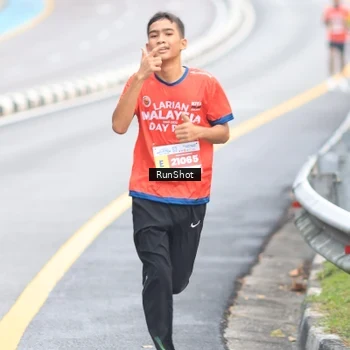 Runner Photo 7020618