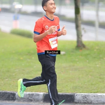 Runner Photo 7020629