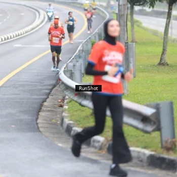Runner Photo 7020678