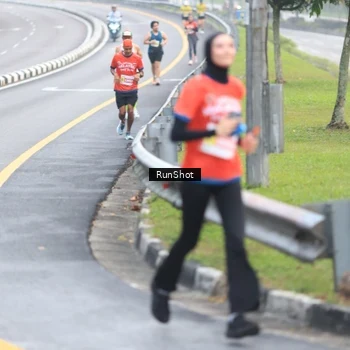 Runner Photo 7020679