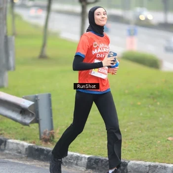 Runner Photo 7020695