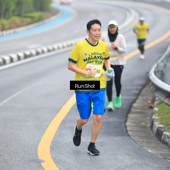 Runner Photo 7020697