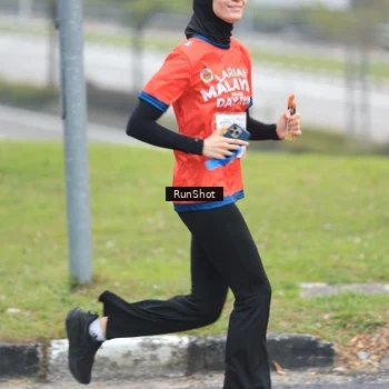 Runner Photo 7020698
