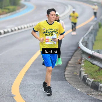 Runner Photo 7020720