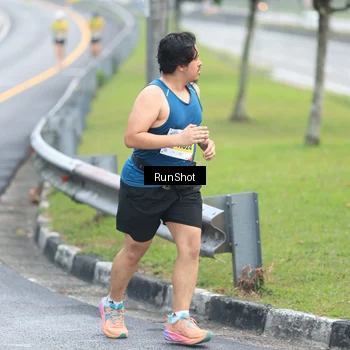 Runner Photo 7020768