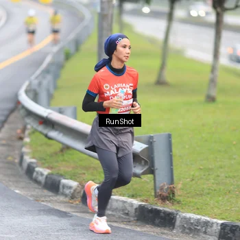 Runner Photo 7020785