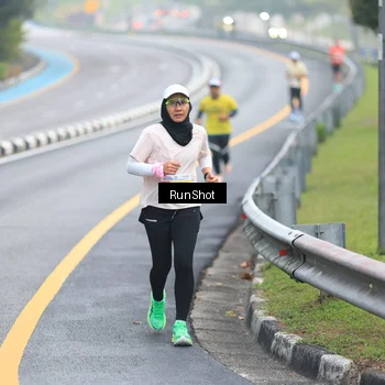 Runner Photo 7020786