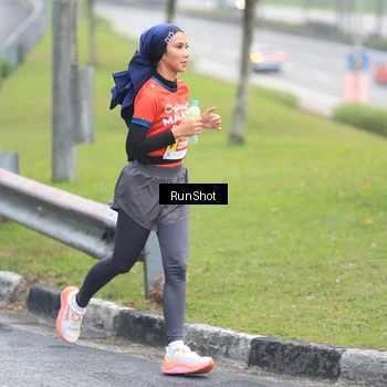 Runner Photo 7020789