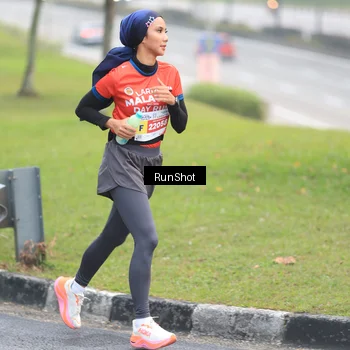 Runner Photo 7020792