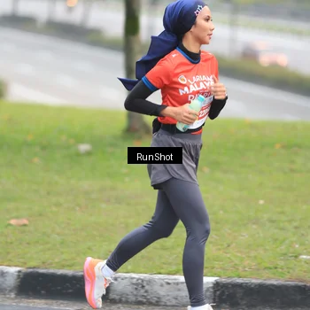 Runner Photo 7020801