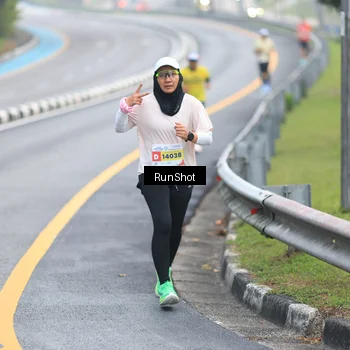 Runner Photo 7020808