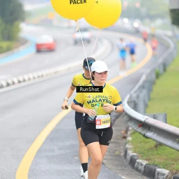Runner Photo 7020830