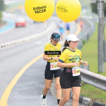 Runner Photo 7020834