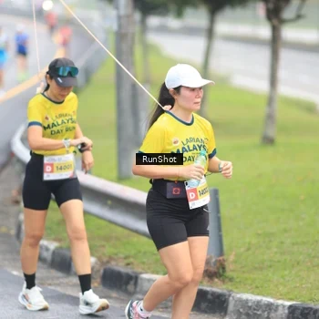 Runner Photo 7020838