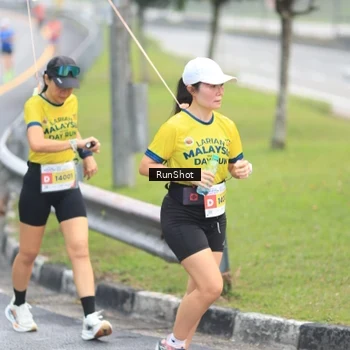 Runner Photo 7020839