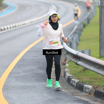 Runner Photo 7020841