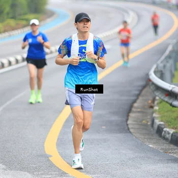Runner Photo 7020867