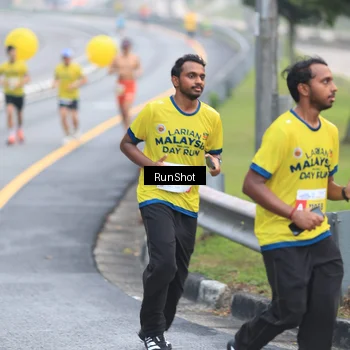 Runner Photo 7020875