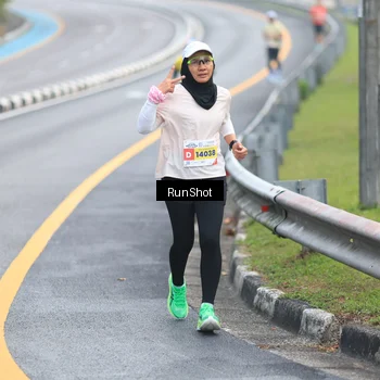 Runner Photo 7020878