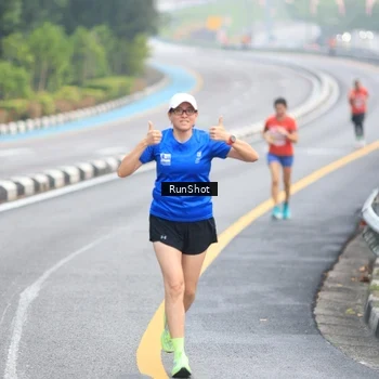 Runner Photo 7020883